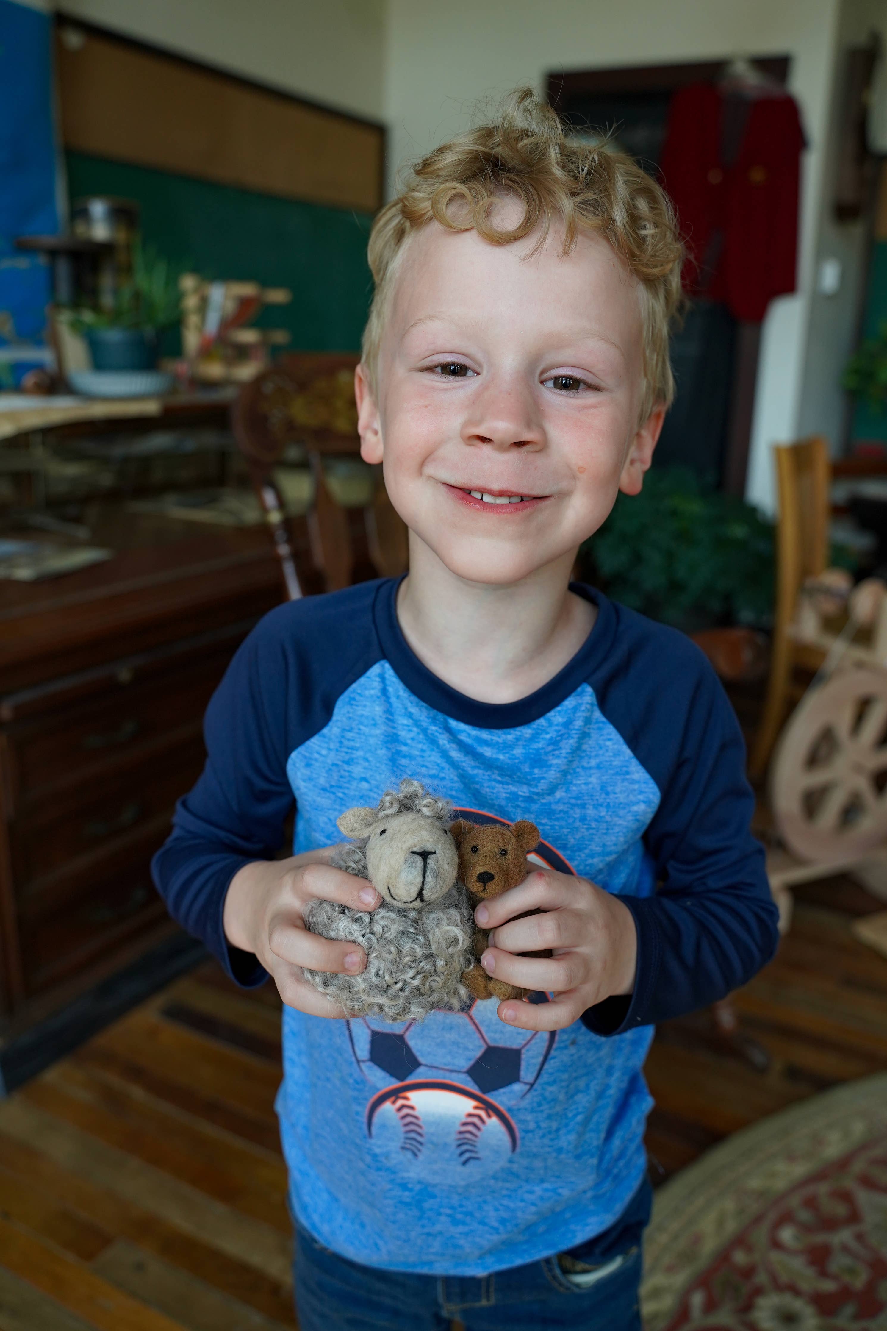 Black Sheep Needle Felting Kit