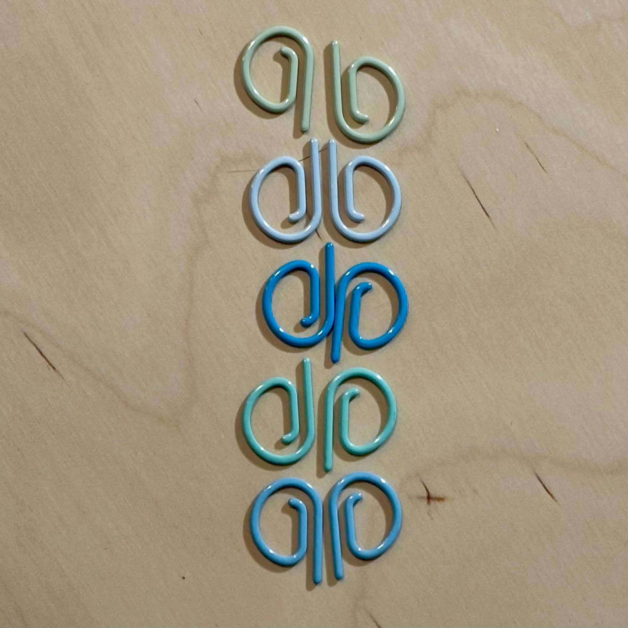 Basic Stitch Set Snag-Free Metal Stitch Markers - P Markers