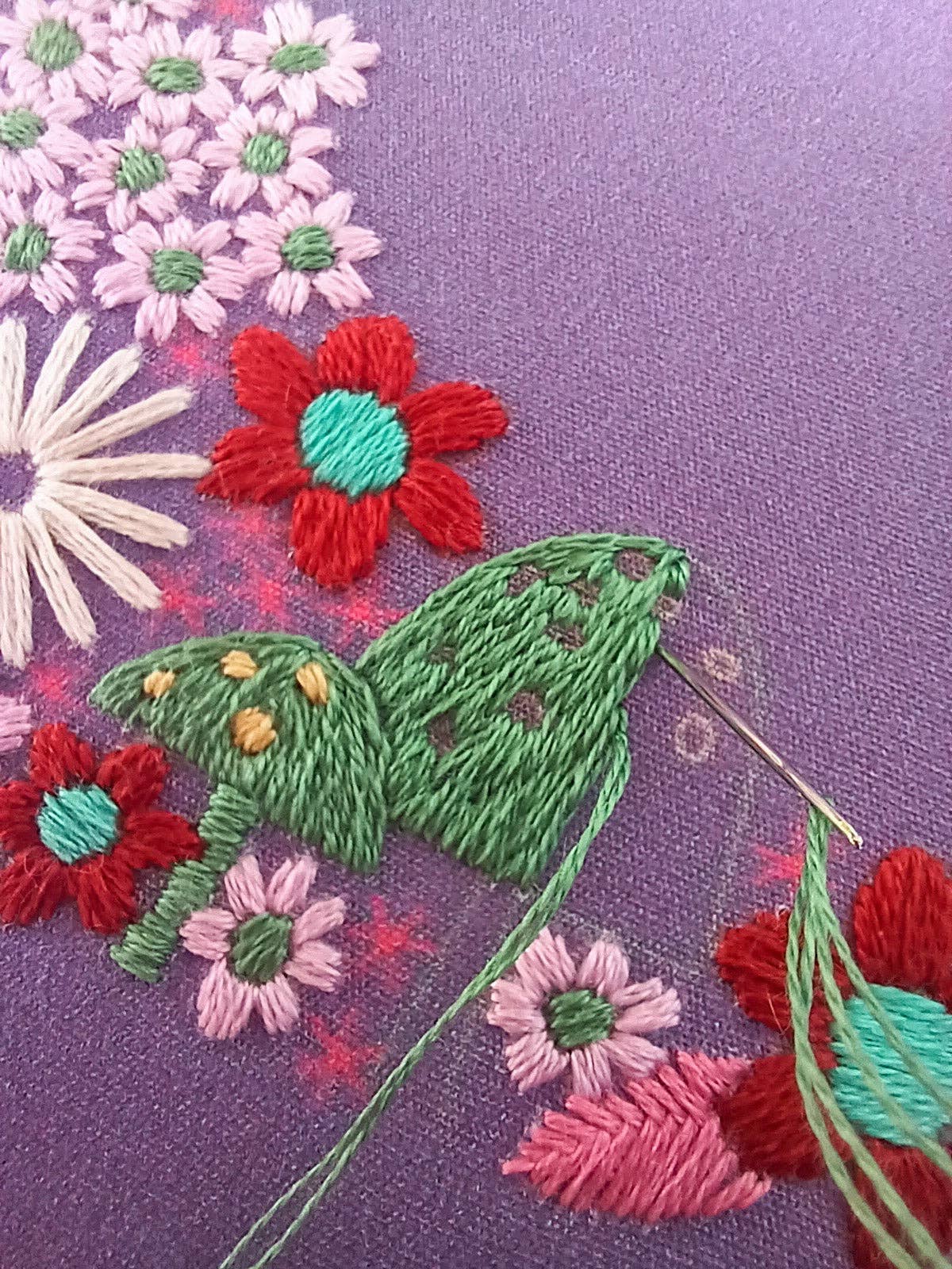 Flora luna embroidery kit