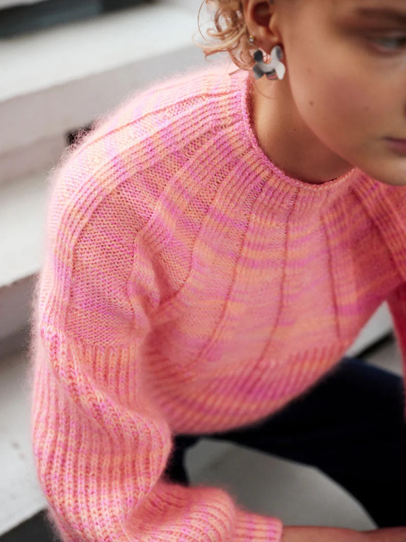 Knit Pop: Designs for the Modern Maker by Miki Teragaki