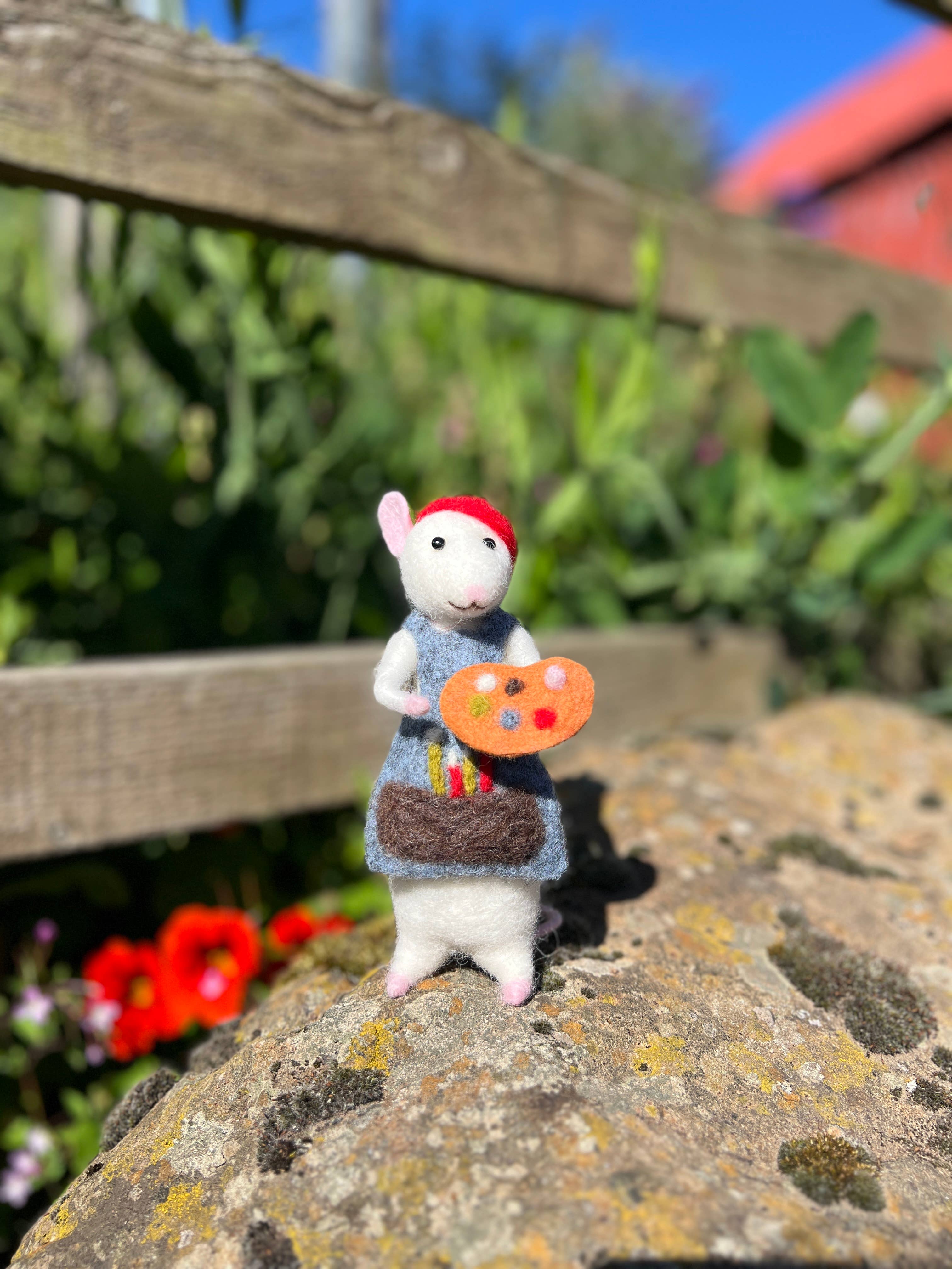 Artist Mouse Needle Felting Craft Kit