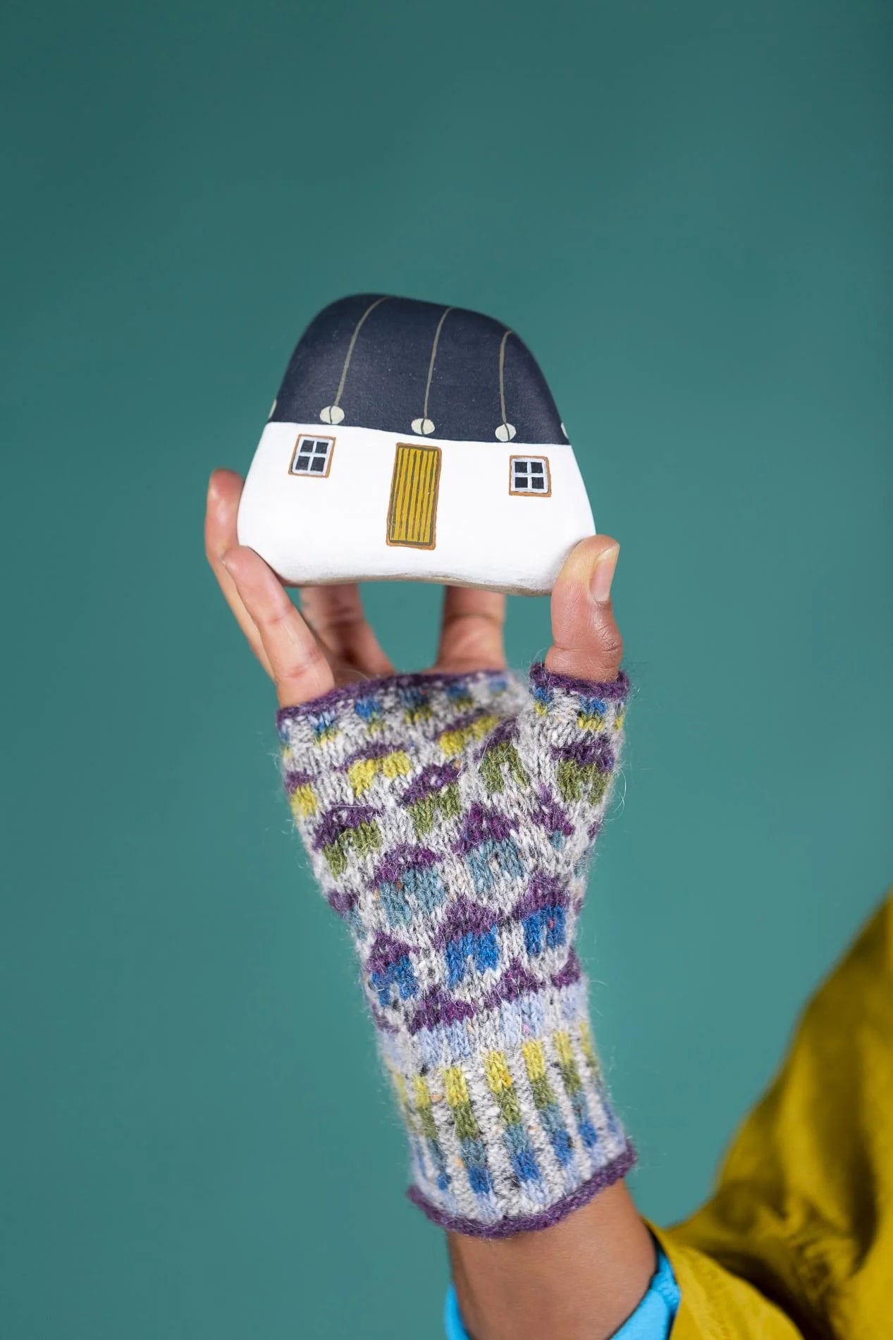 Colour Moves by Claudia Fiochetti